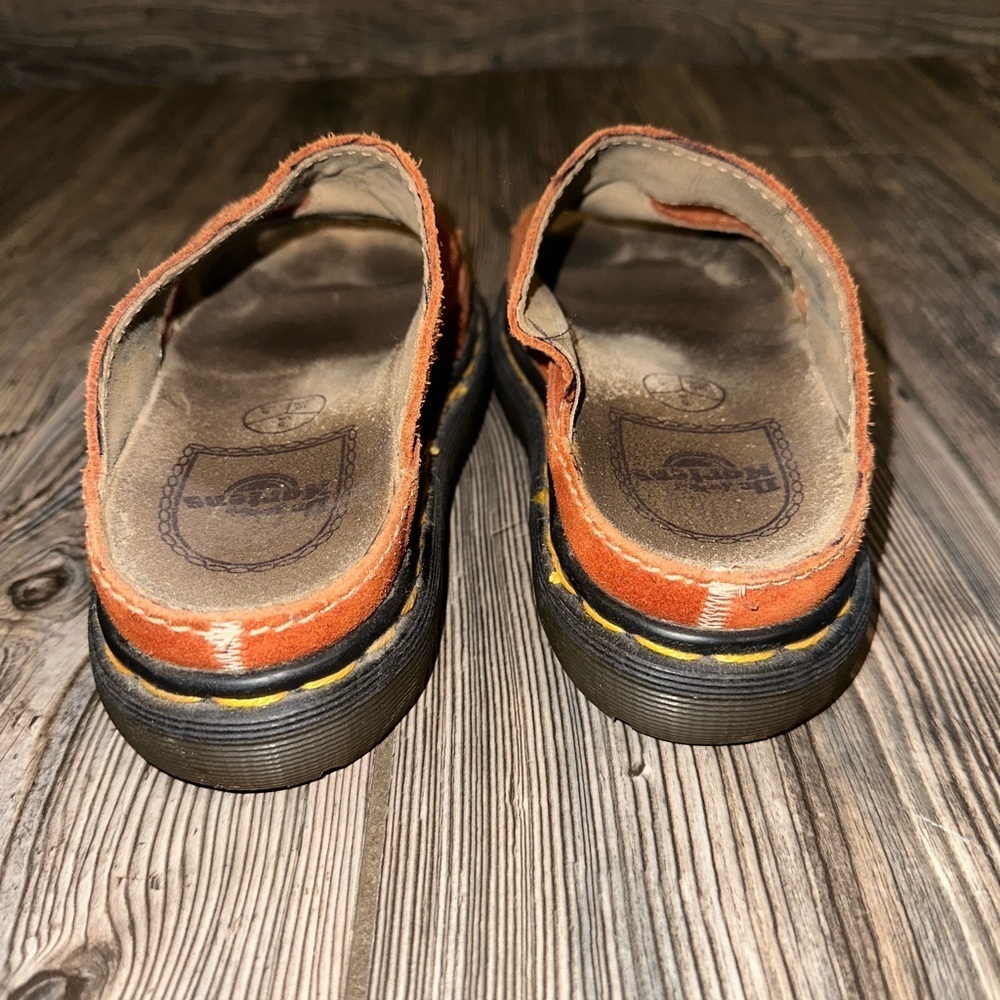 Vintage Dr. Martens 90’s Orange Suede Slide Sandals
Classic Yellow Stitch Size 6 - Picture 6 of 9
